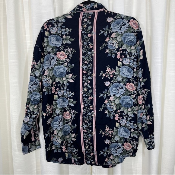 Vintage 90’s krazy Kat floral button down blouse - Picture 7 of 10